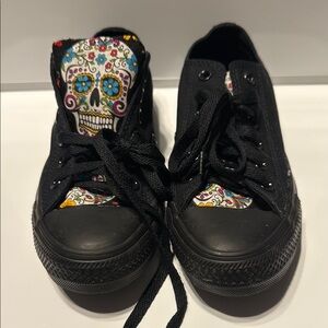 CONVERSE ALL STAR Black Sneakers with Sugar Skull Design Women’s US Size 8
